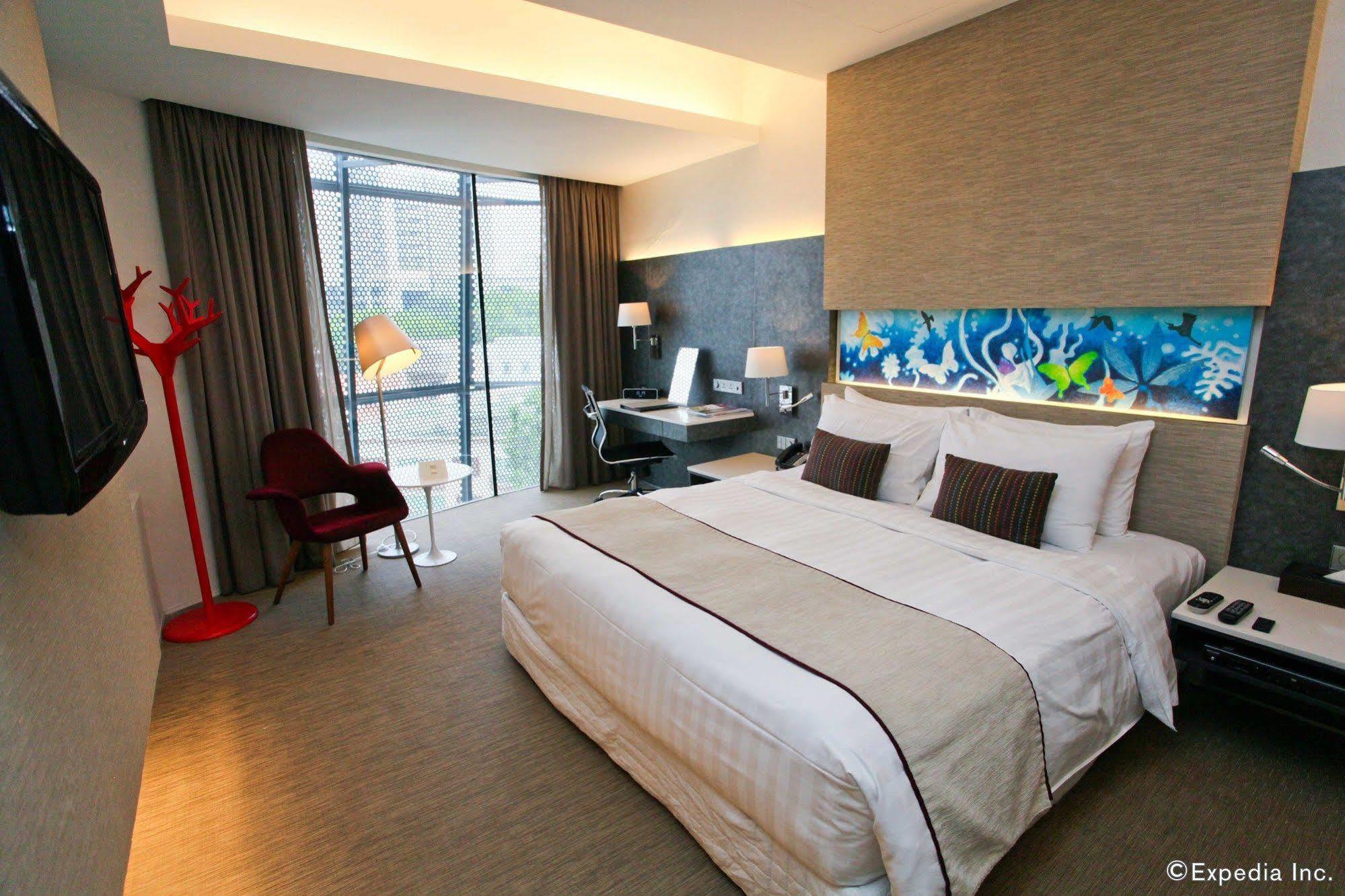 D'hotel Hotel